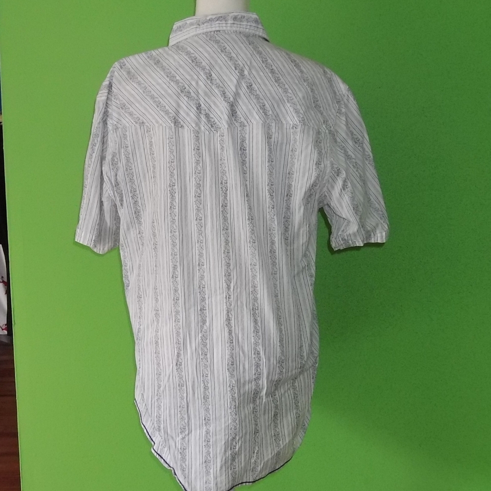 Blue Sol Men's Large Button down Shortsleeve Shirt - Picture 6 of 7